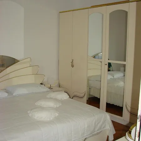 Milena Apartment *