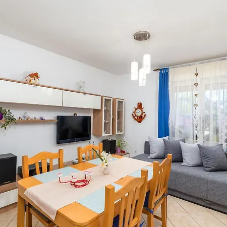 Apartment Milena *